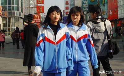 假如中国的校服是这种,你们会穿吗？