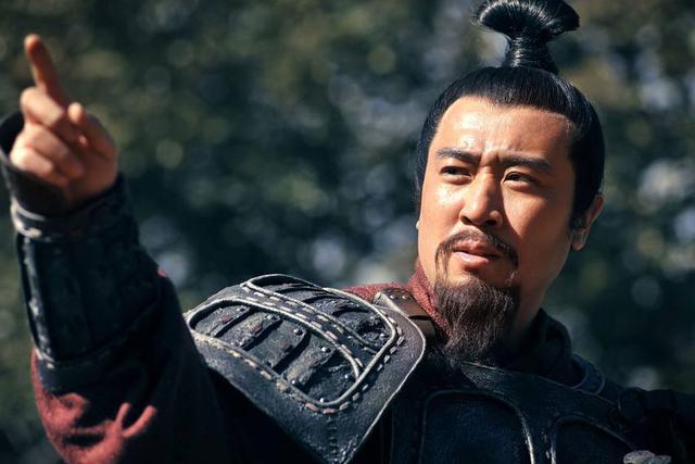 赤壁之战后，曹操和刘备为什么都说周瑜坏话？