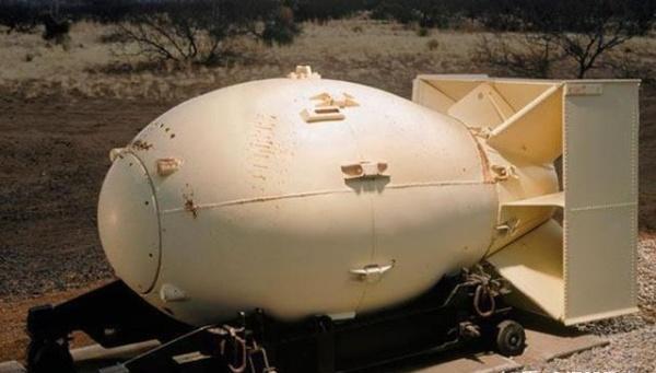 美国原子弹科学家60年后到广岛参观，他会后悔研究原子弹吗？