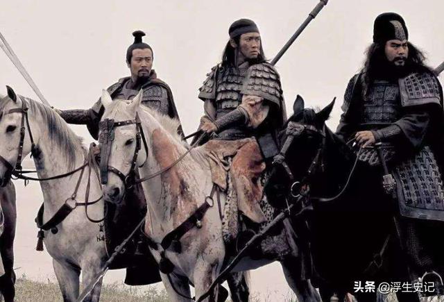吕布三次有恩于刘备，刘备为何不惜人设彻底崩塌，也要杀死吕布？
